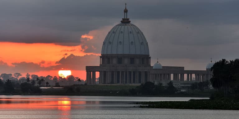Basilique Notre-Dame de la Paix, Yamoussoukro